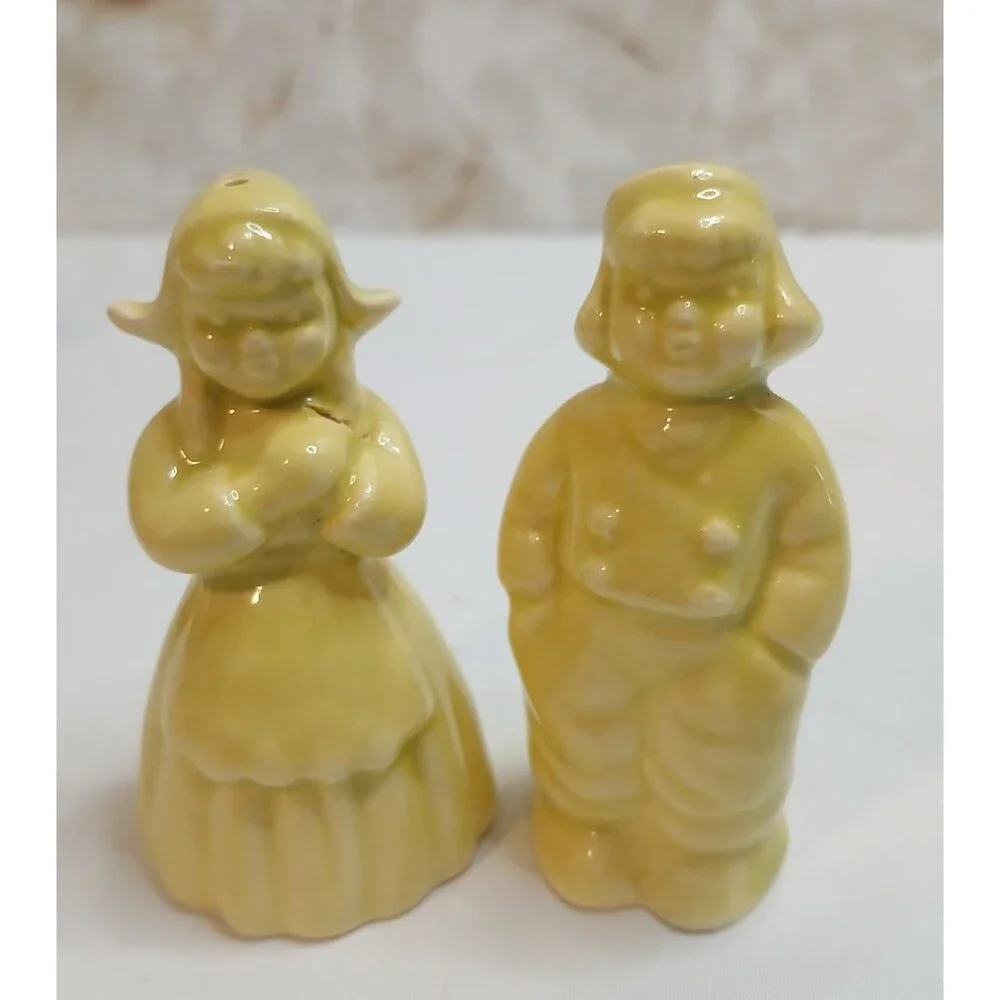 Vintage Ceramic Solid Yellow Dutch Boy & Girl Salt & Pepper Shakers Set